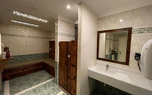 Absolute Active Mountain Resort