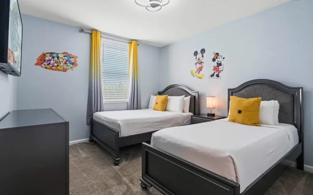 1151 Drop Lane