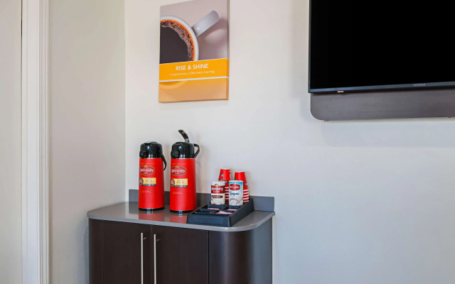 Motel 6 Bay Saint Louis, MS