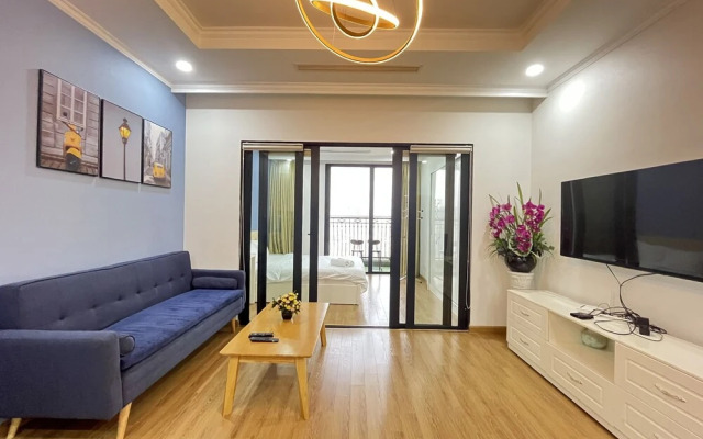 Vinhomes Royal City by Emily in Town