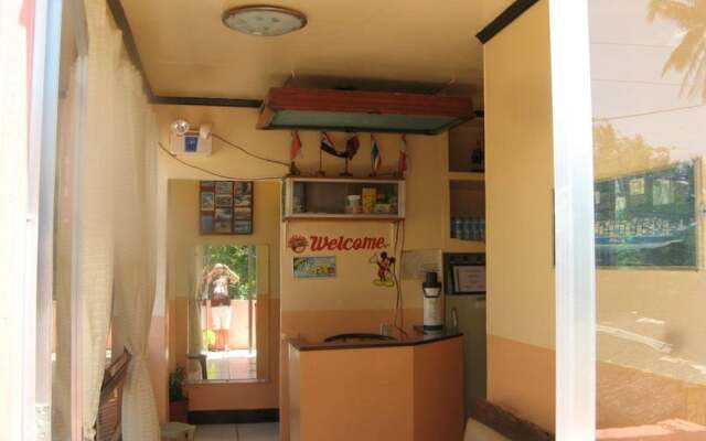 Torres Lodge - Main
