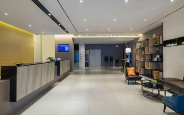 Yilai Hotel (Qingzhou Songcheng Ancient City Scenic Area)