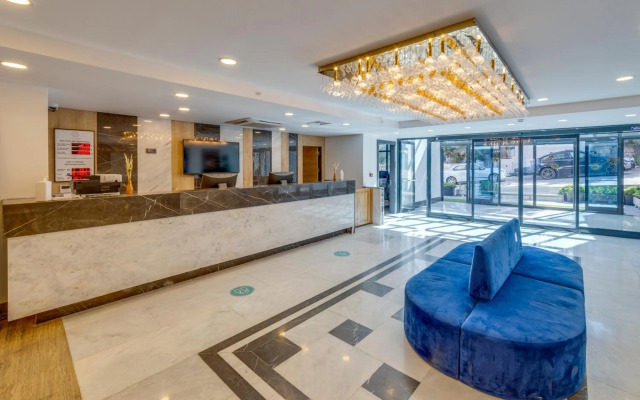 Signature Blue Resort Kuşadası