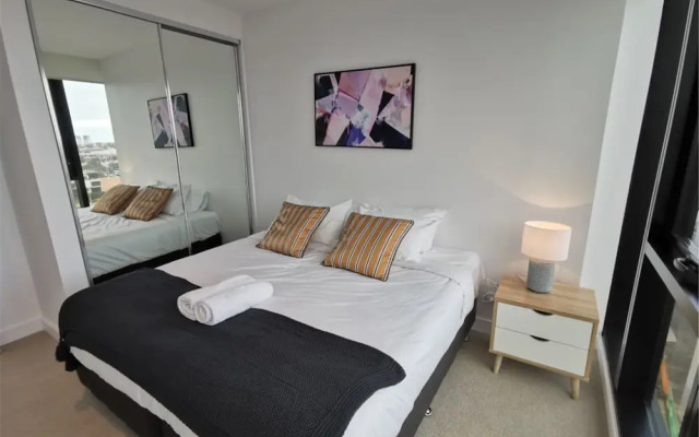 HFN Waterside Melbourne Apartment