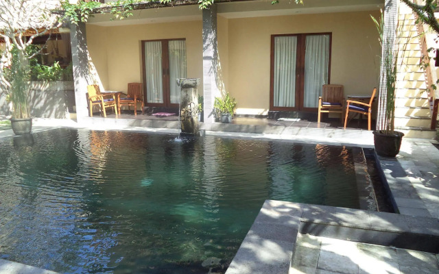 Lokasari Bungalows Spa & Gallery