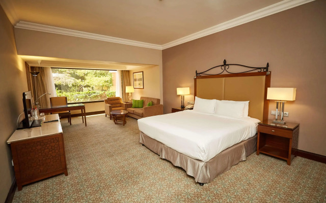 Hilton Alexandria King's Ranch