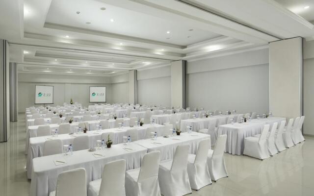 Zizz Convention Hotel