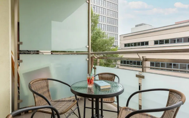 Apartment Gieldowa Warsaw by Renters