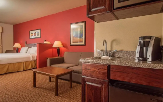 Baymont Inn and Suites by Wyndham Sturgis