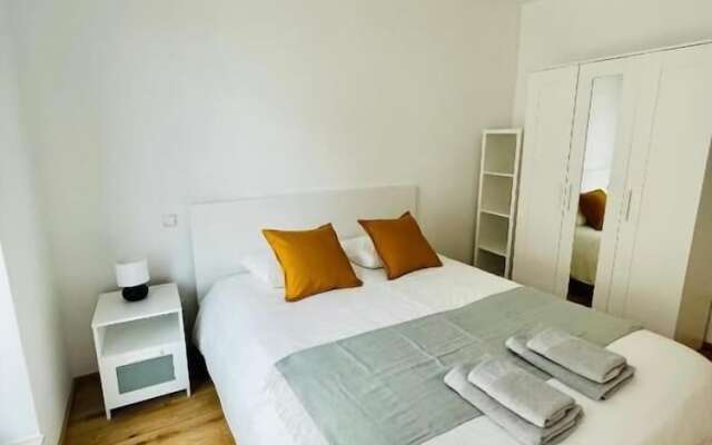 2 bedrooms with Terrace and Parking