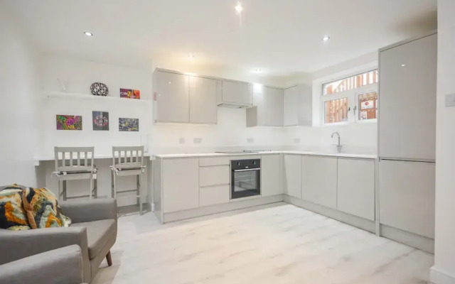 Impeccable 6-bed House in Ramsgate, Harbour Views