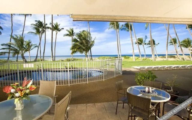 Hale Kai O Kihei by CRH