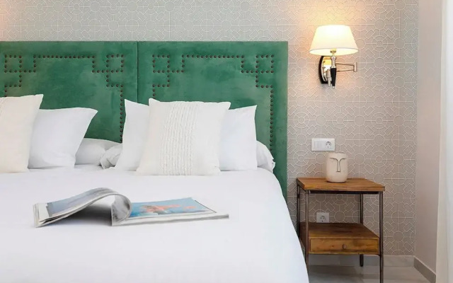 Genteel Home Constitución