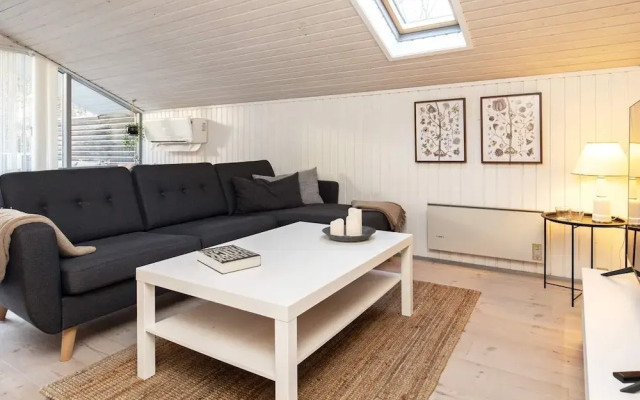 6 Person Holiday Home in Albaek-by Traum