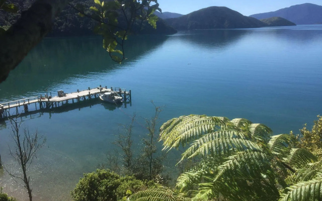 The Lodge At Te Rawa - Boat Access Only