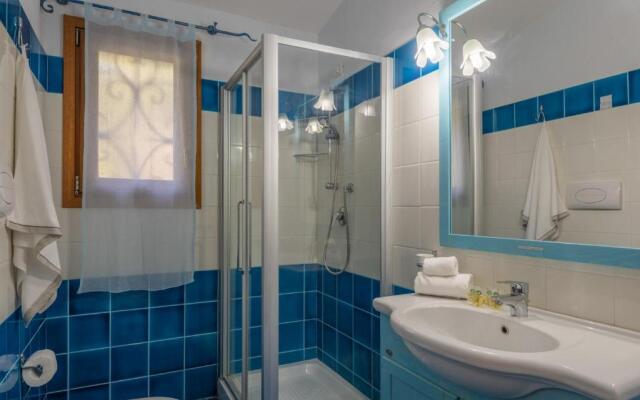 Bouganvillage Bilo With Shared Pool