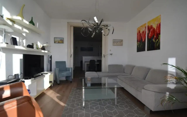 Fraai appartement direct aan zee op toplocatie.