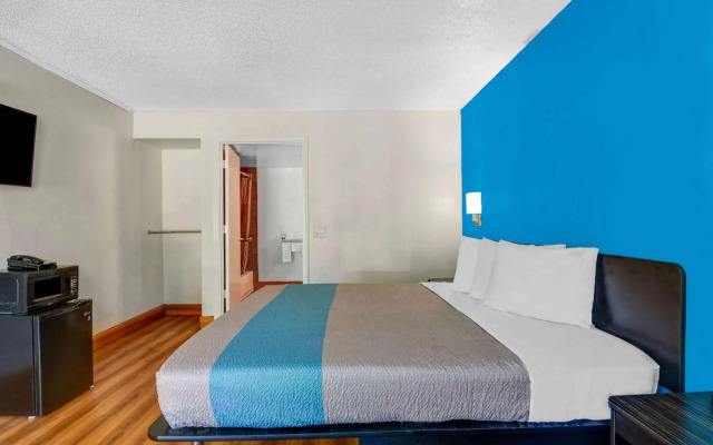 Motel 6 Atlanta GA