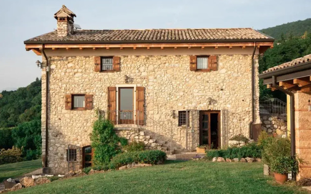 Rustico Bertel