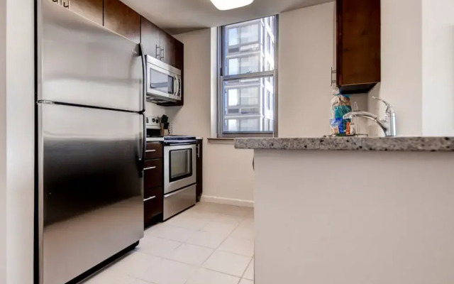 Global Luxury Suites at Raritan