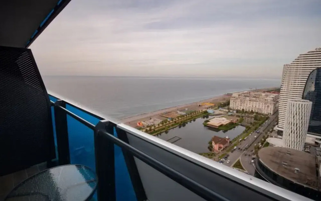Royal Sea Breeze Apartment