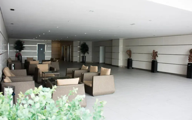 Ashton Meridin Suites