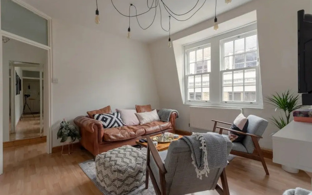 Soho 2 Bedroom Flat By Oxford Circus