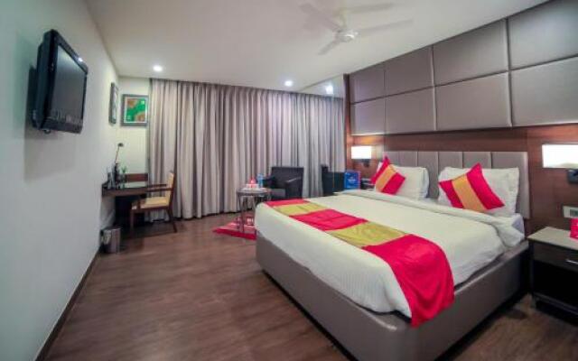 OYO 6472 Hotel Metropolitan