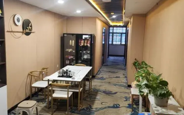 Taiyuan Meidu Hotel (Shanxi Exhibition Hall)