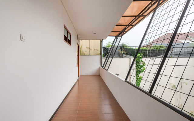 RedDoorz Syariah near Gajayana Stadium Malang