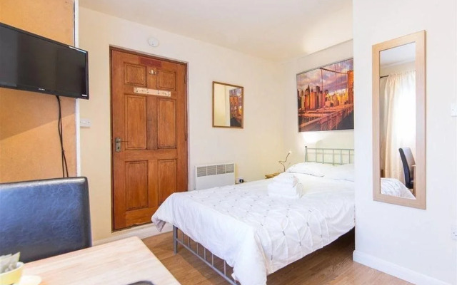 Golders Green Guest House