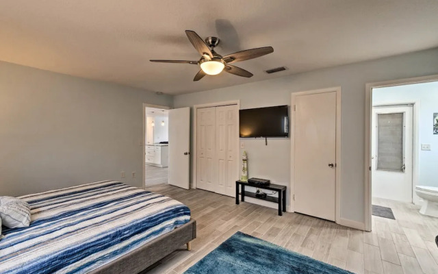 Canalfront Bradenton Home w/ Dock & Pool!