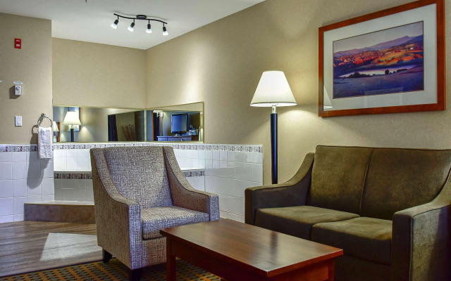 Best Western Plus Osoyoos Hotel & Suites