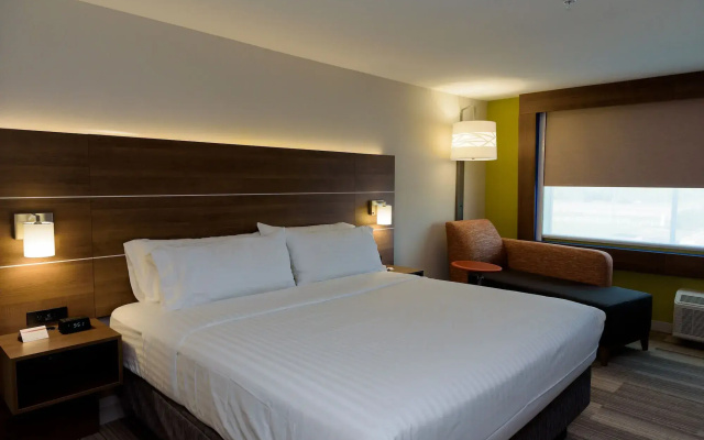 Holiday Inn Express & Suites McKinney - Frisco East by IHG