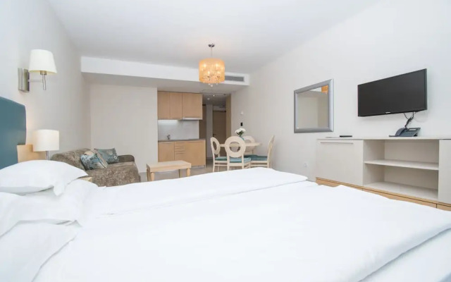 Aparthotel Flora