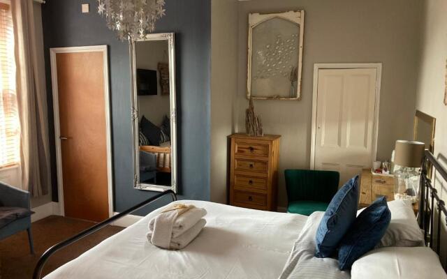 Kelston Guest House