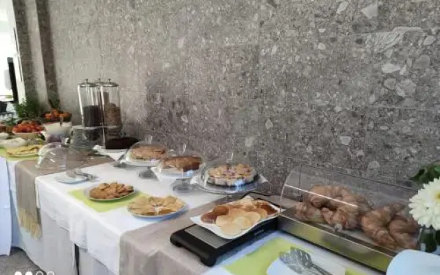 Hotel Torre Santamaria