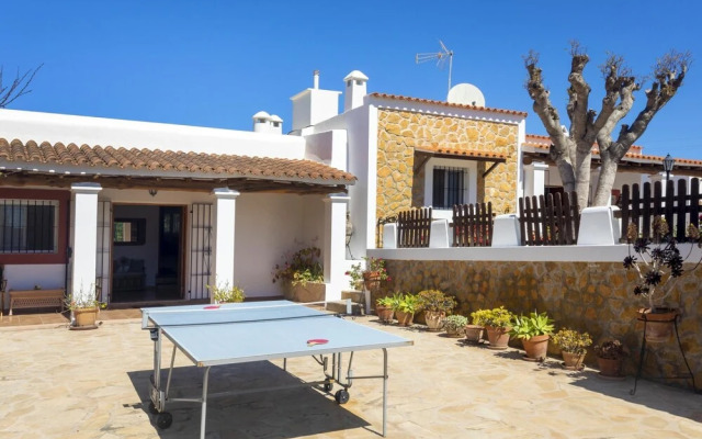 Villa Near Ibiza Town Sleeps 10 - Can Musson