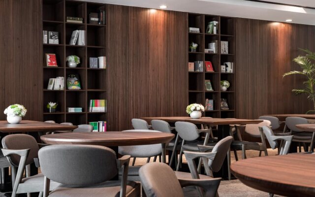 Lakeshore Hotel Yilan