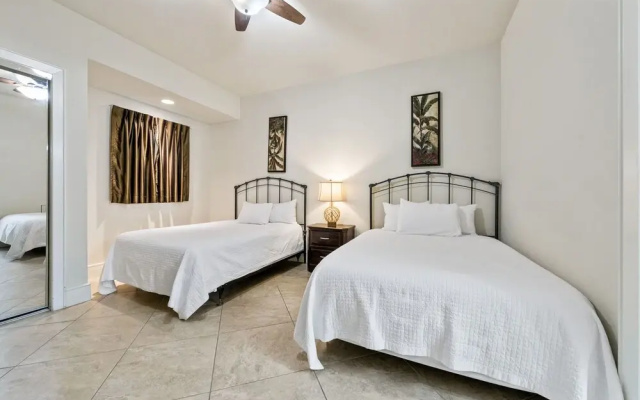 Turquoise Place 408C