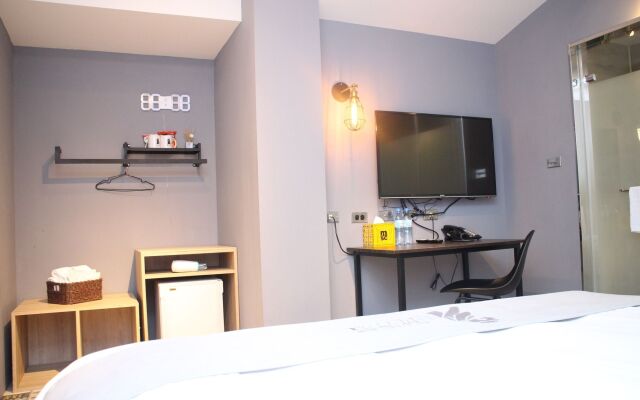 Slow Wow Hot Spring Hotel