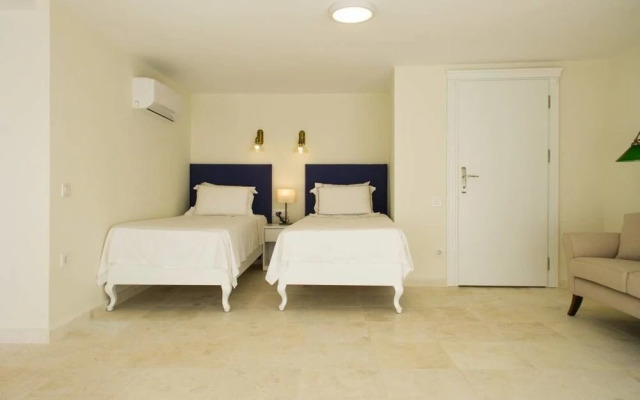 Villa Canim by Akdenizvillam