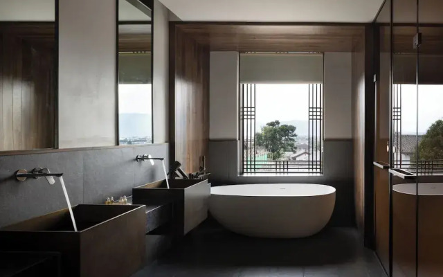 LA MAISON . View Resort