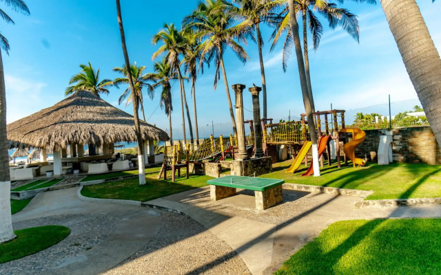 Mar Paraiso Queen