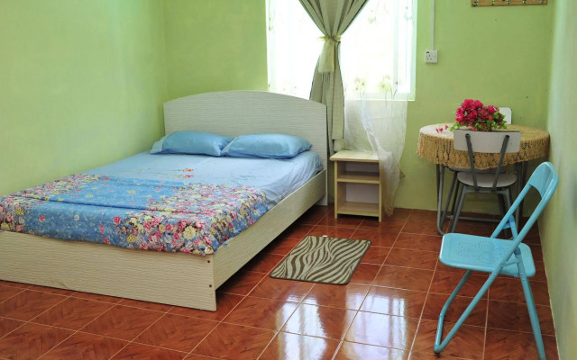Chez Ronald Guest House