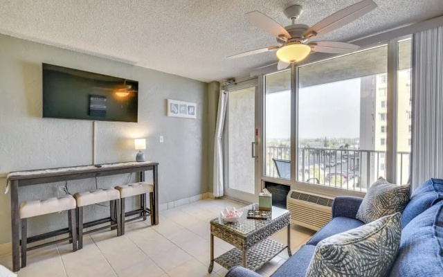 Breezy Daytona Beach Studio w/ Balcony & Views!