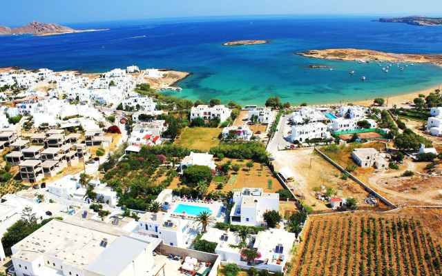 Zoumis Residence