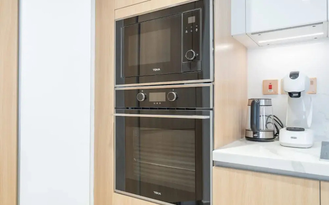 2 Bedroom With Beautiful Full Palm Waters Views