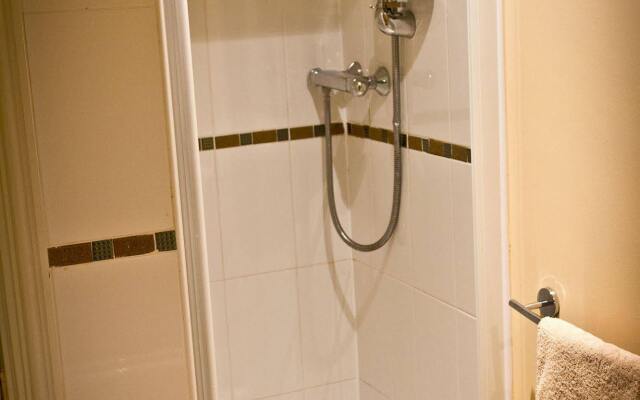 The Lindley Suite - Simple2let Serviced Apartments