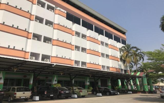 Lopburi Residence Hotel